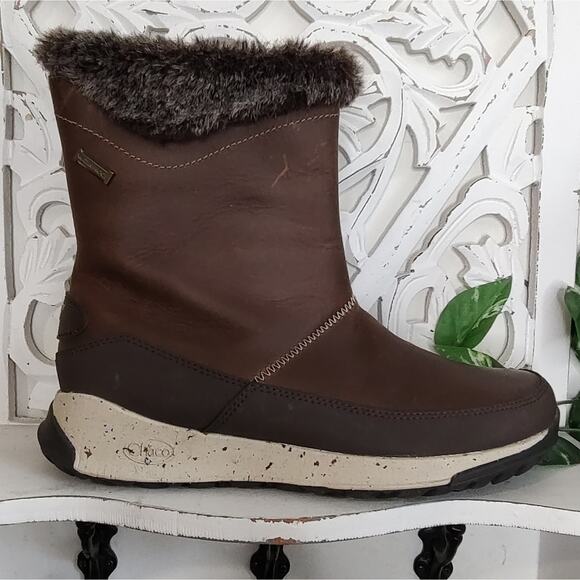 Chaco ‘Borealis’ Mink & Leather Mid Waterproof Boot in Brown & Cream Size 6 - Picture 8 of 15